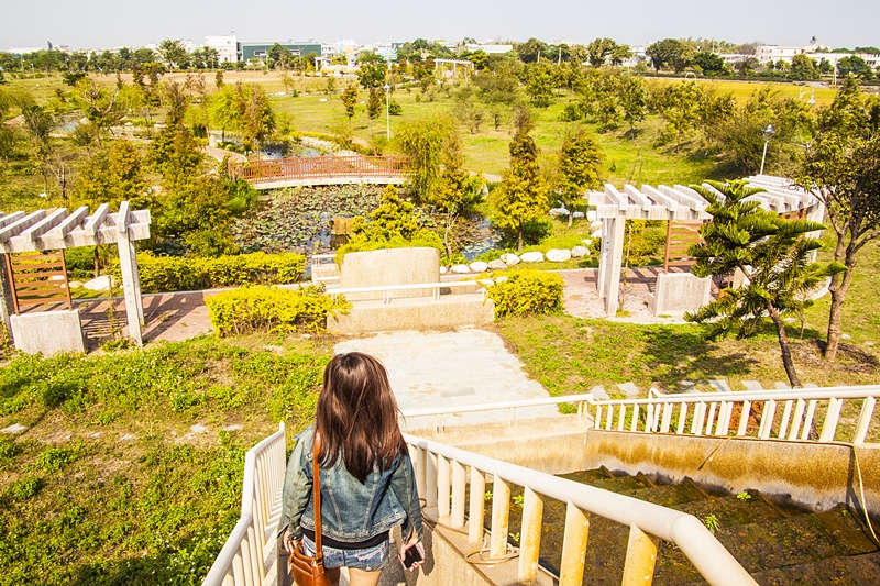 秀水龍騰公園流水梯的造景2.jpg